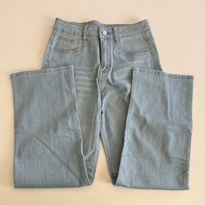 NWOT Classic Blue Denim Straight leg Jeans Women’s Size S